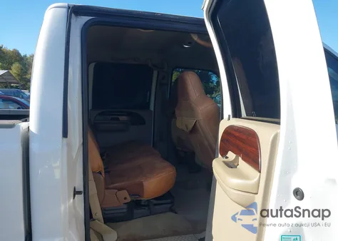 2005 Ford F-250 Lariat/Xl/Xlt из США, поврежденный, VIN 1FTSW21P05EA19821